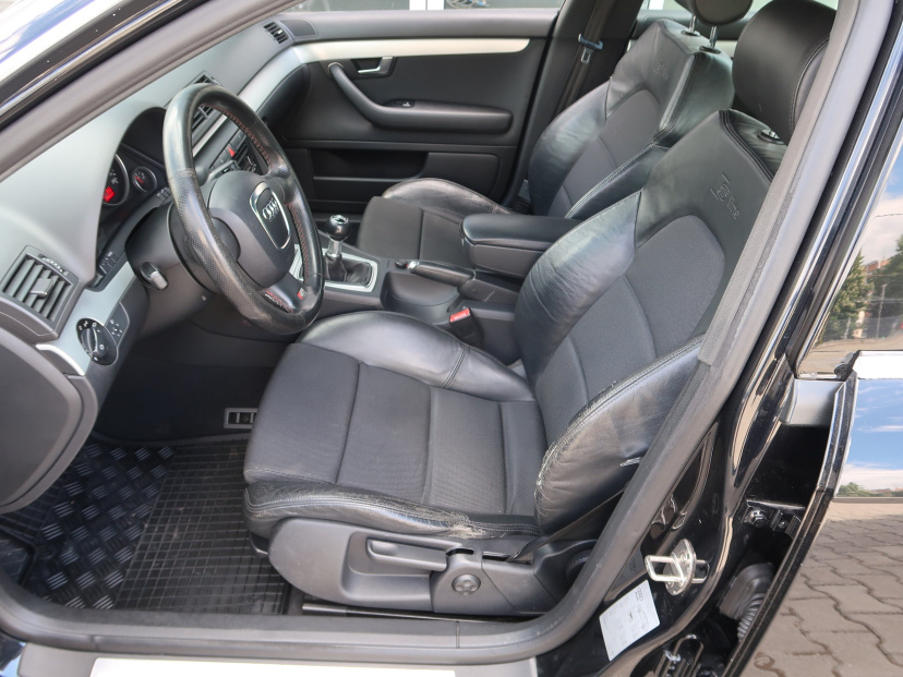 Audi A4, 2005