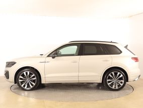 Volkswagen Touareg - 2021