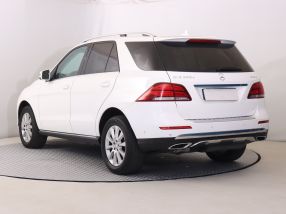 Mercedes-Benz GLE - 2015
