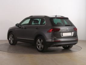 Volkswagen Tiguan - 2018