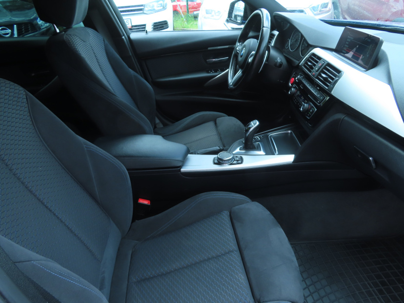 BMW 3, 2016