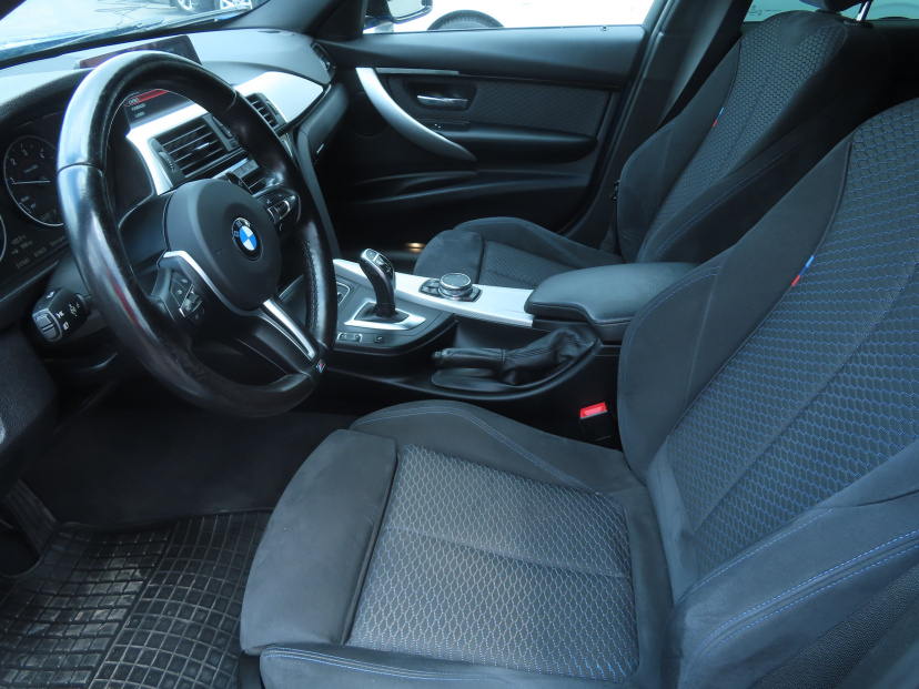 BMW 3, 2016