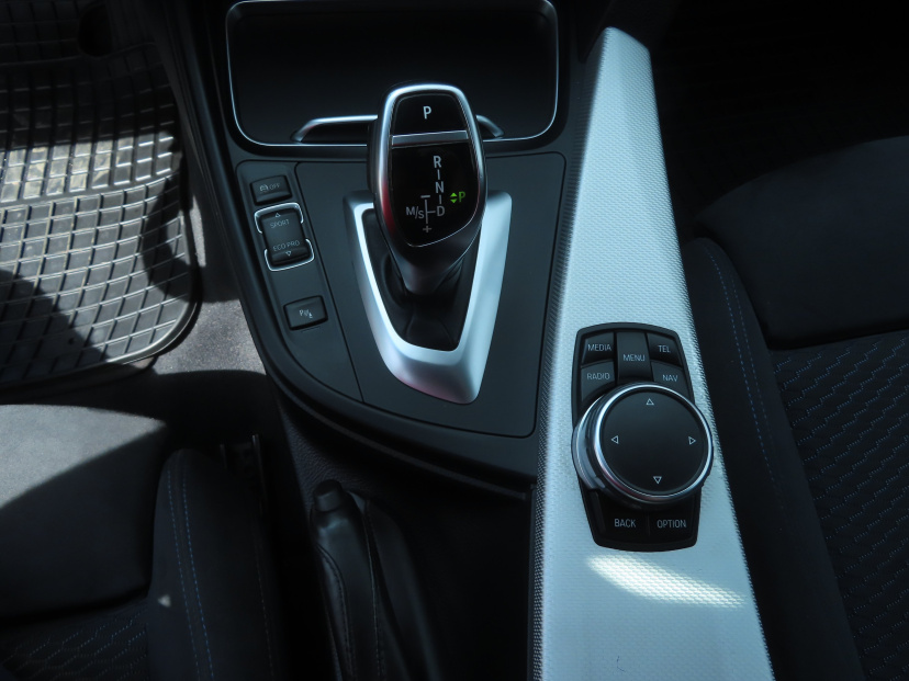 BMW 3, 2016