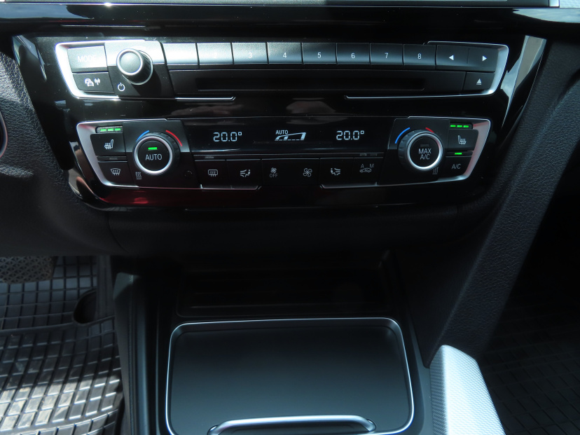 BMW 3, 2016