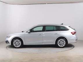 Škoda Octavia - 2021