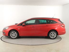 Opel Astra - 2020