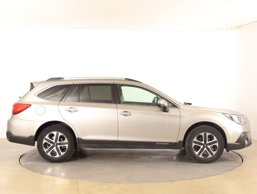 Subaru Outback, 2019