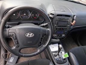 Hyundai Santa Fe - 2009