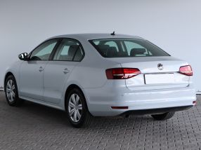 Volkswagen Jetta - 2017