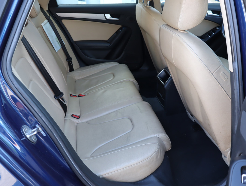 Audi A4, 2013