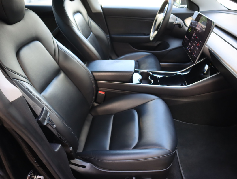 Tesla Model 3, 2019