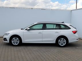 Škoda Octavia - 2022