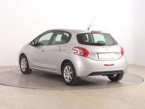 Peugeot 208 - 2013