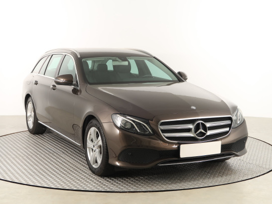 Mercedes-Benz E