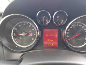 Opel Astra - 2011