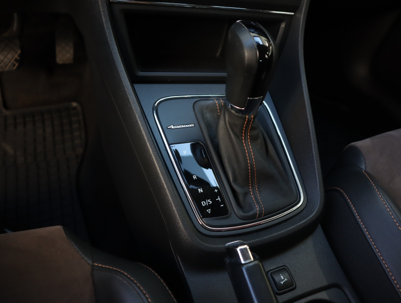 Seat Leon, 2015