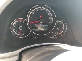 Volkswagen Beetle - 2014