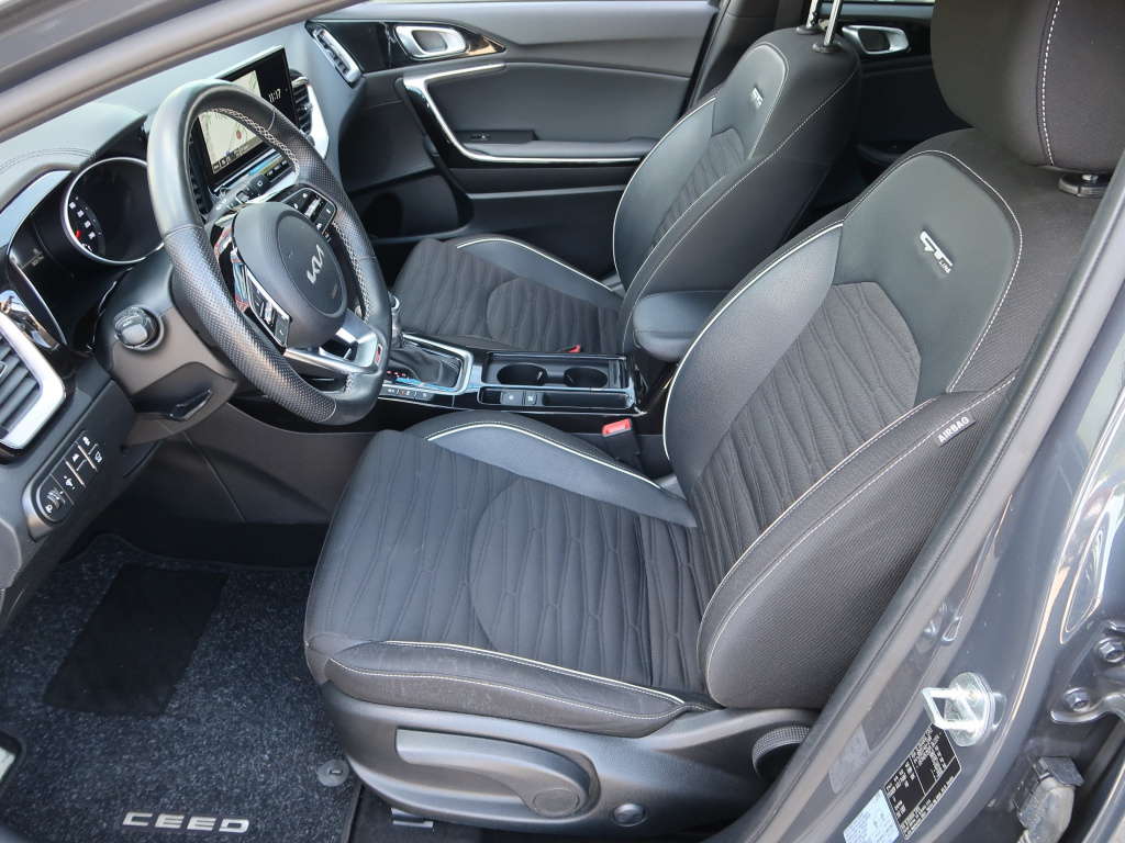 Kia ProCeed
