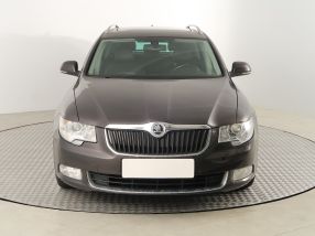 Škoda Superb - 2011