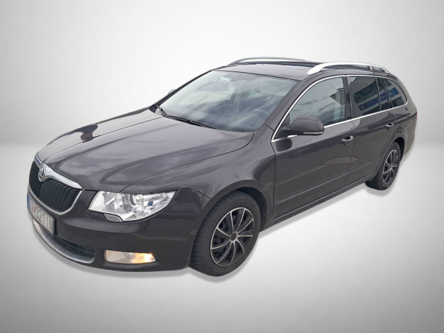 Skoda Superb 2011