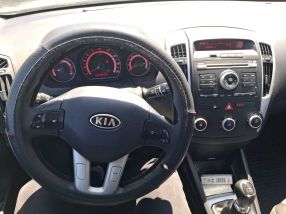Kia Ceed - 2011