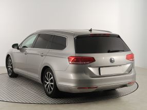Volkswagen Passat - 2015