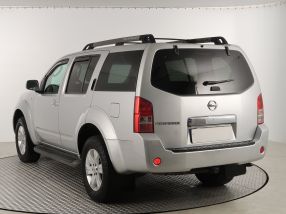 Nissan Pathfinder - 2006