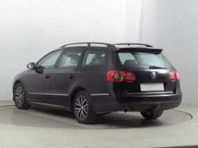 Volkswagen Passat - 2010