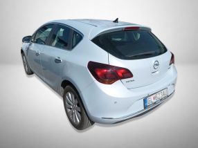 Opel Astra - 2013