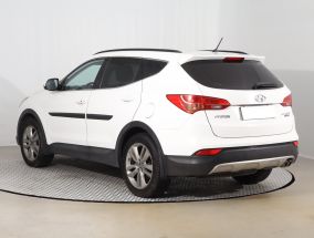 Hyundai Santa Fe - 2015