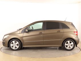 Mercedes-Benz B - 2010