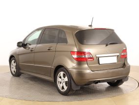 Mercedes-Benz B - 2010