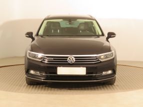 Volkswagen Passat - 2016