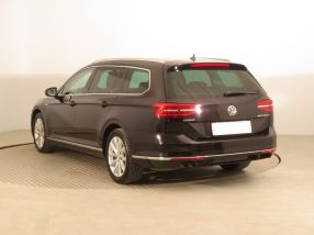 Volkswagen Passat - 2016