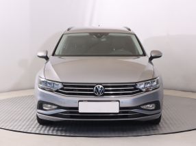 Volkswagen Passat - 2021