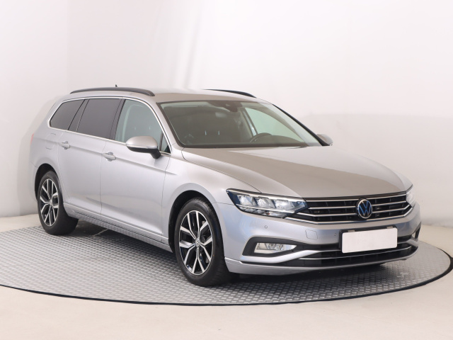Volkswagen Passat 2021
