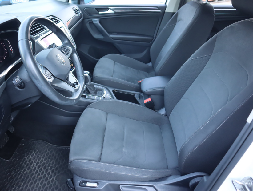 Volkswagen Tiguan, 2021