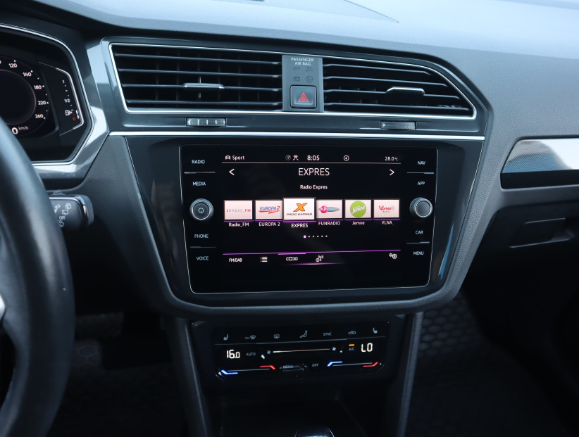 Volkswagen Tiguan, 2021