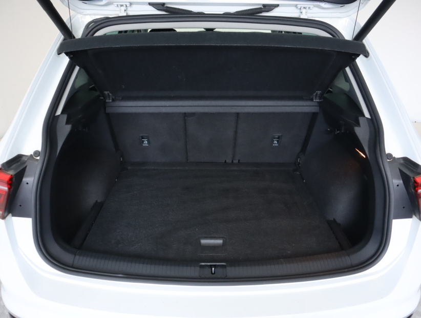 Volkswagen Tiguan, 2021