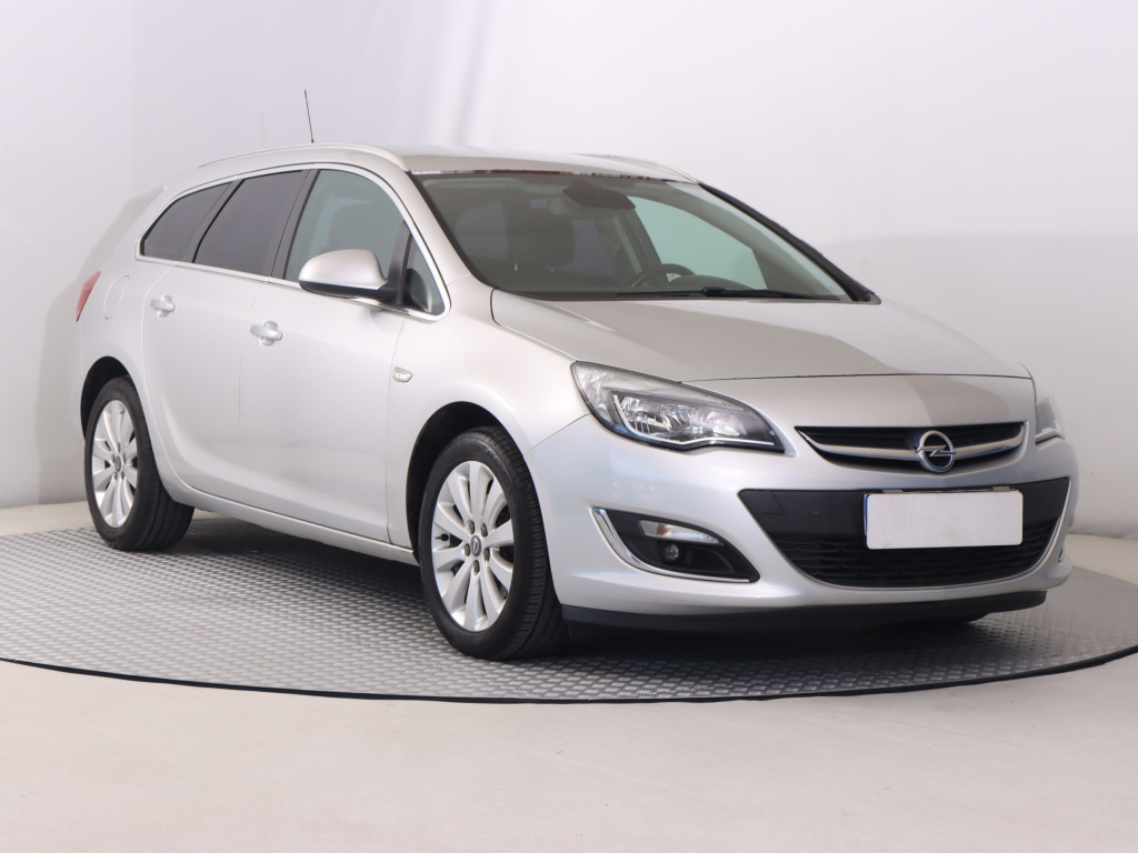 Opel Astra, 2013