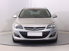 Opel Astra - 2013