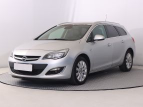 Opel Astra - 2013