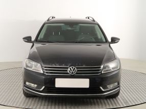 Volkswagen Passat - 2012