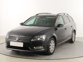 Volkswagen Passat - 2012
