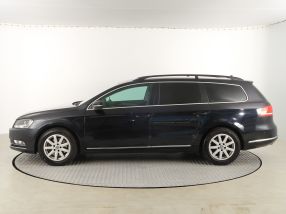 Volkswagen Passat - 2012