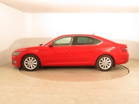 Škoda Superb - 2017