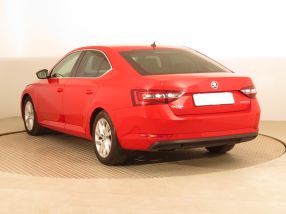 Škoda Superb - 2017