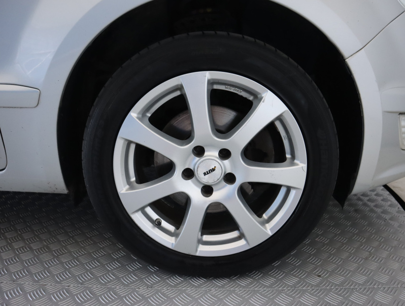 Ford Galaxy, 2011
