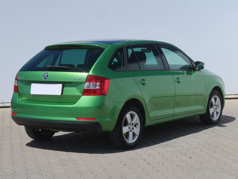Škoda Rapid Spaceback, 2015