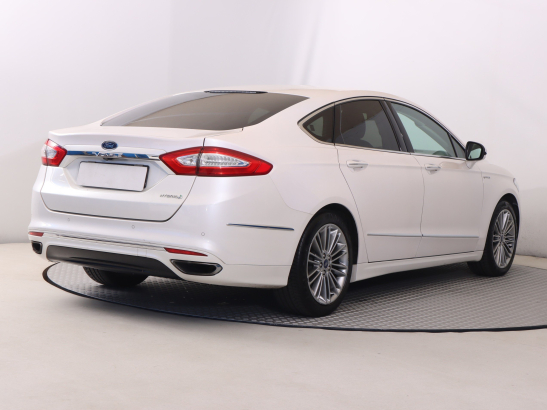 Ford Mondeo 2.0 Hybrid
